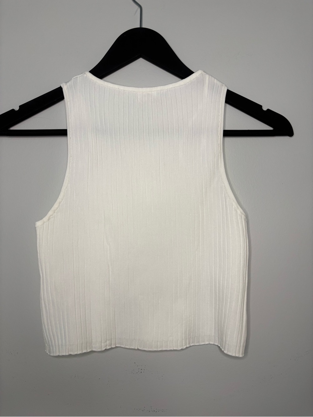 Garage White Ribbed Cropped Tank - Picture 3 of 3